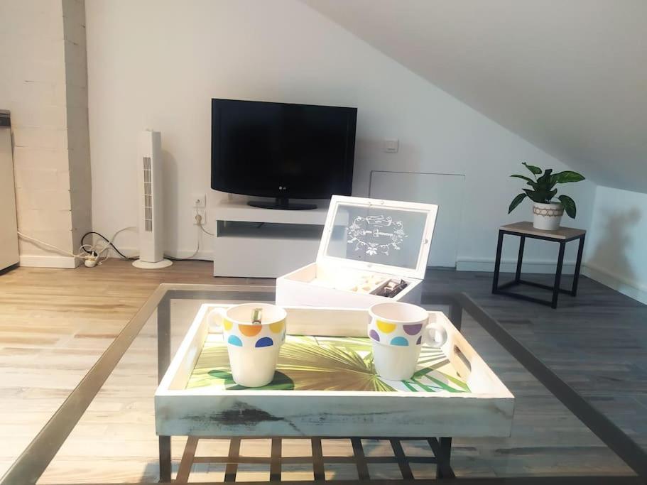 Suite Mansardee Independante, 25Min Lyon-Villefranche Chazay-d'Azergues Exterior photo